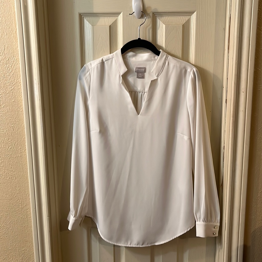 Chicos White Top Size 00